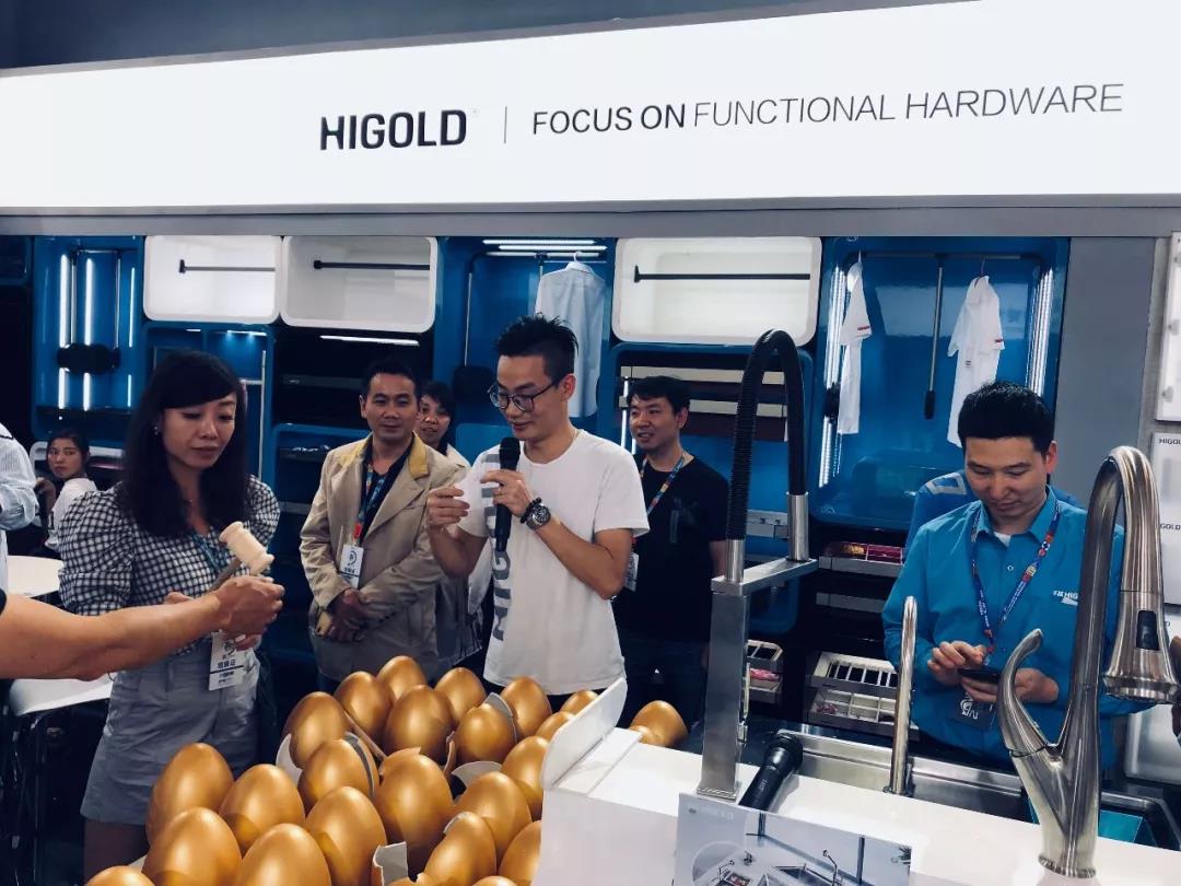 悍高獨(dú)家冠名南京門博會(huì)，攜手2019新品開展！