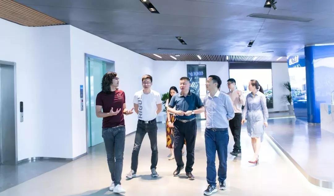 金牌溫建懷董事長(zhǎng)親臨悍高，戰(zhàn)略合作推向新高潮