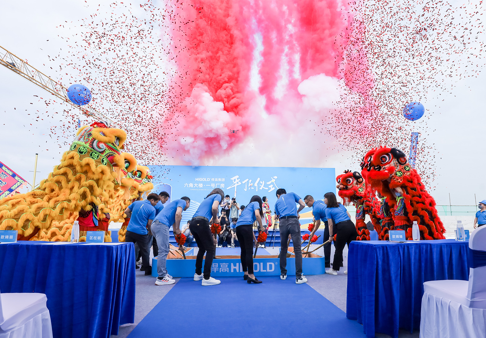 悍高智慧家居五金自動(dòng)化制造基地今天順利平頂，又一工業(yè)地標(biāo)誕生！