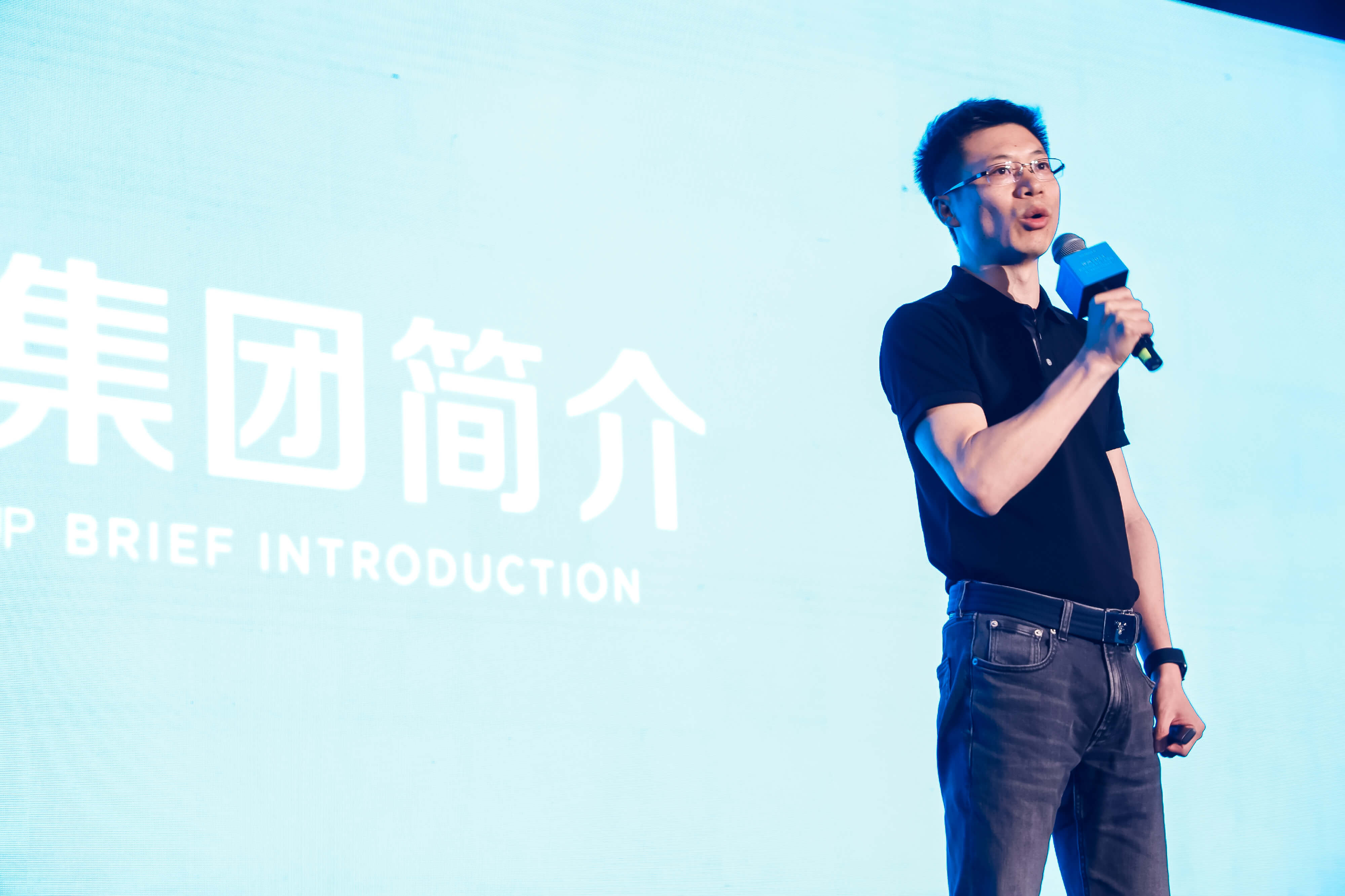 RON_0325.jpg RON_0325.jpg