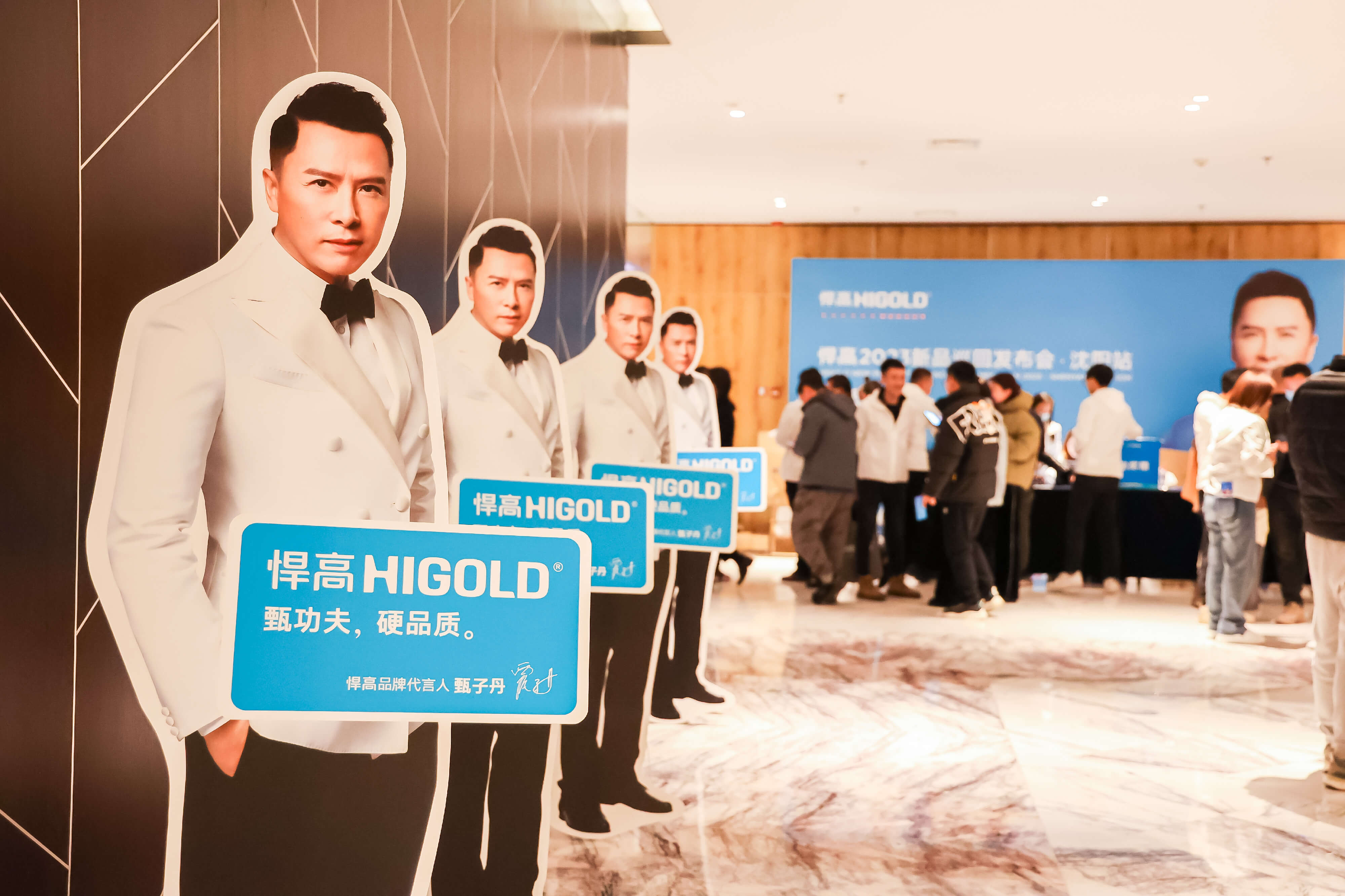 RON_0272.jpg RON_0272.jpg