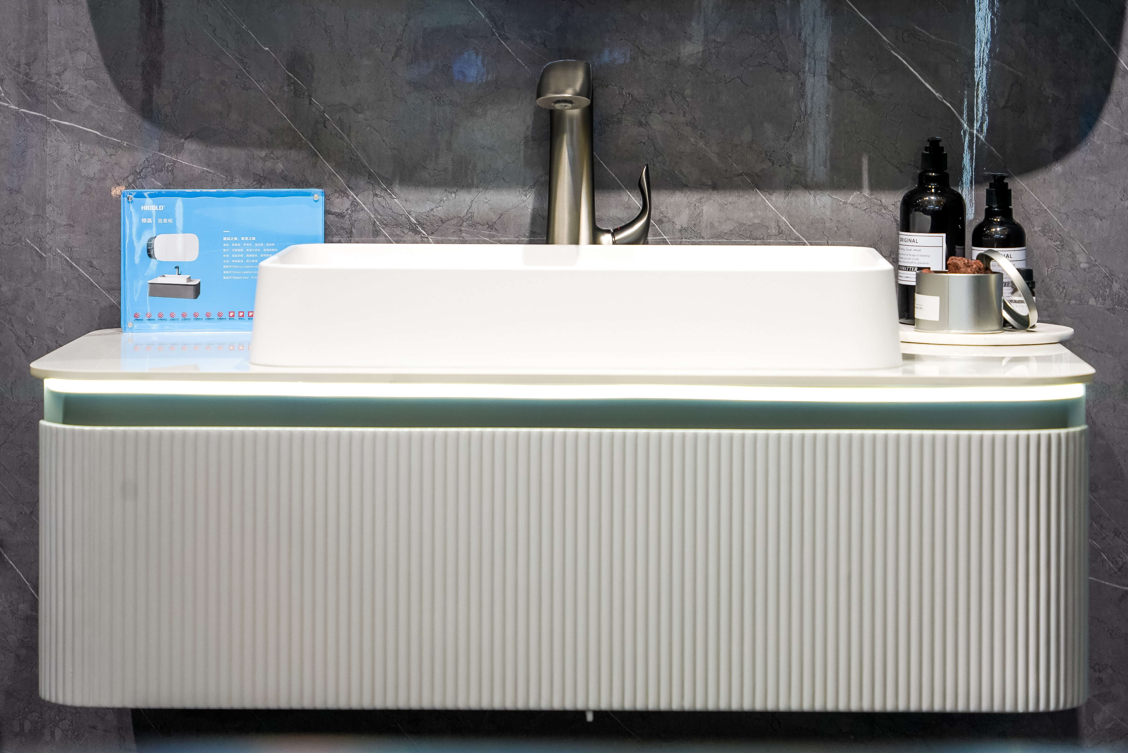 浴室柜體8.jpg 浴室柜體8.jpg