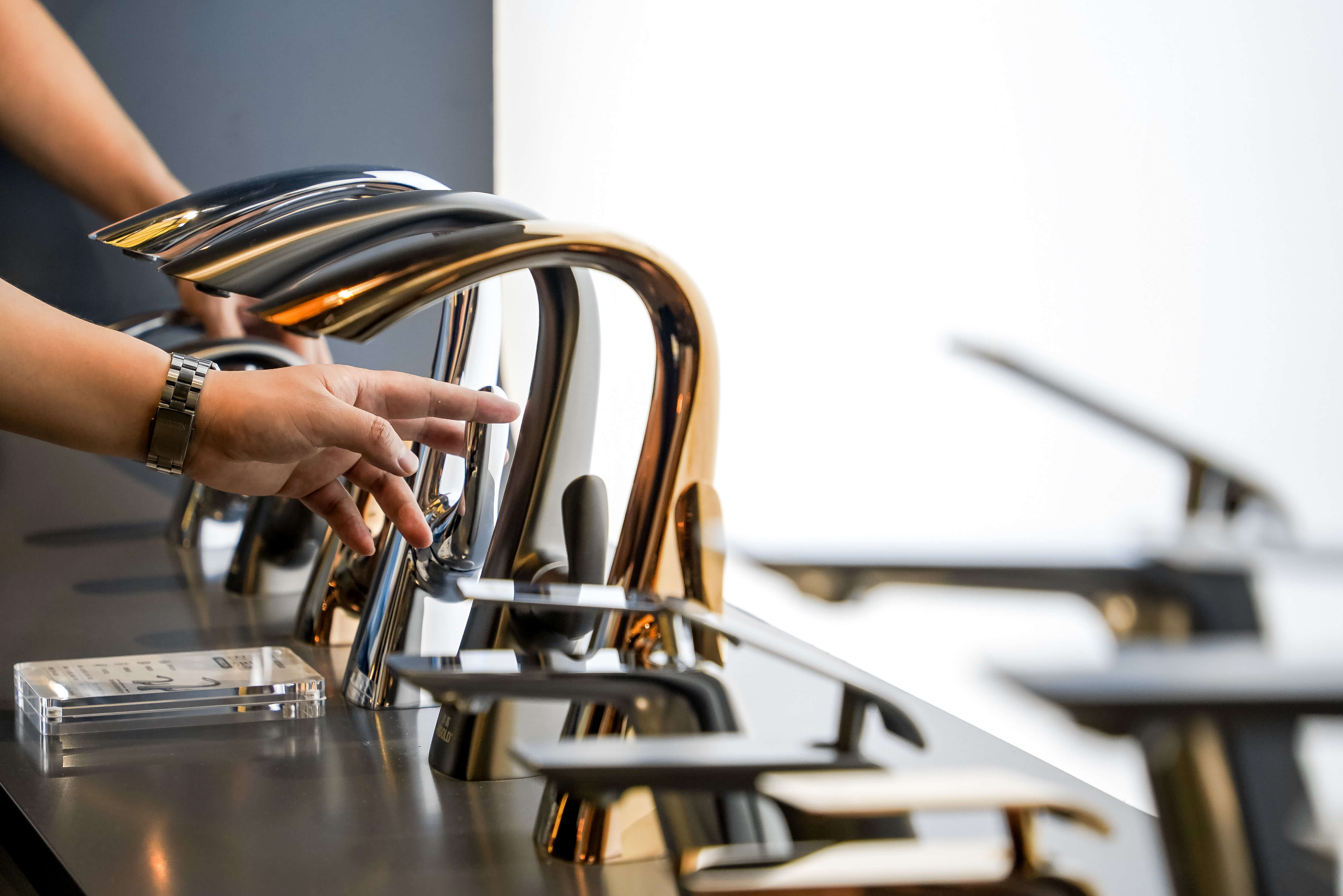 衛(wèi)浴龍頭人流.jpg 衛(wèi)浴龍頭人流.jpg