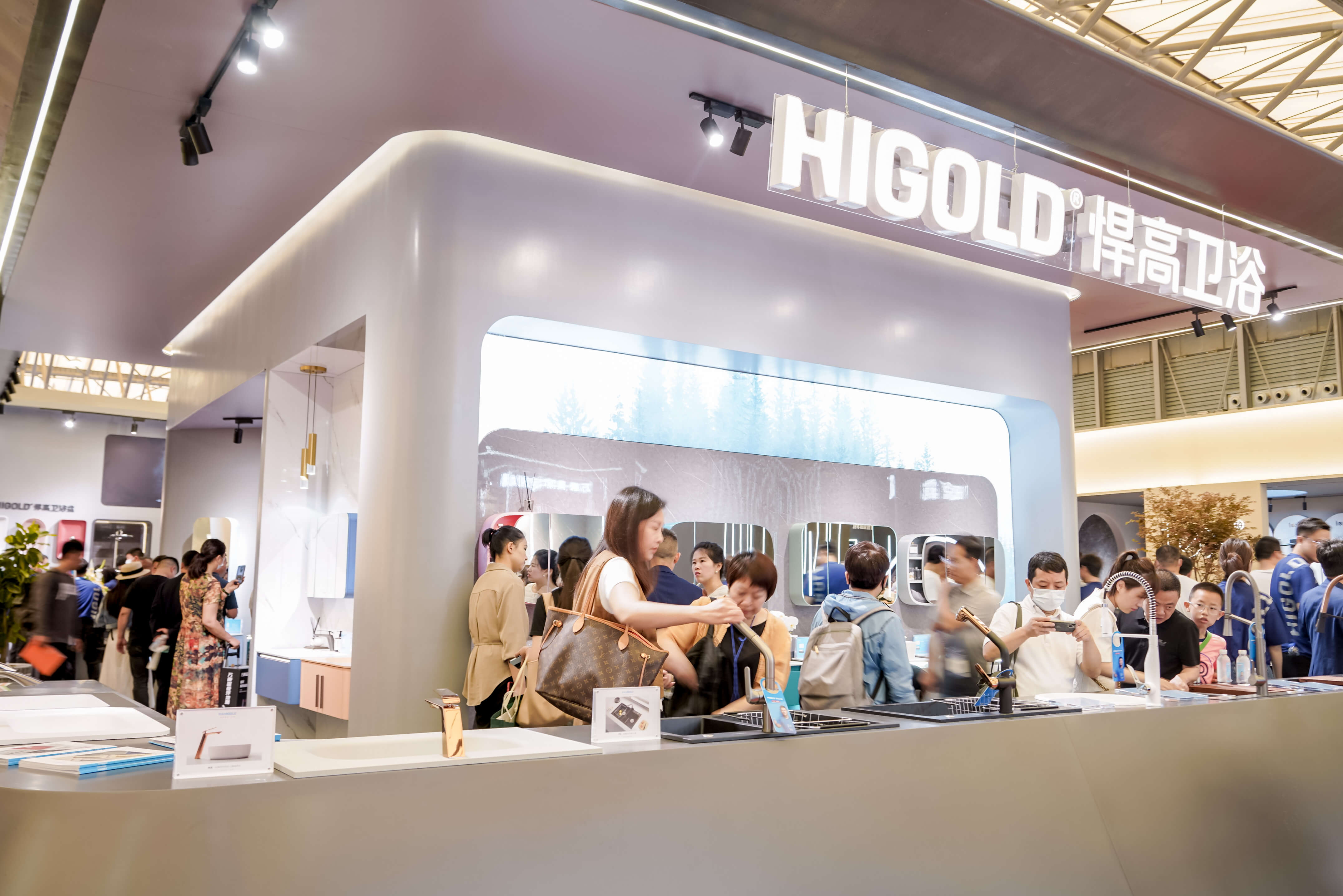 人流11.jpg 人流11.jpg